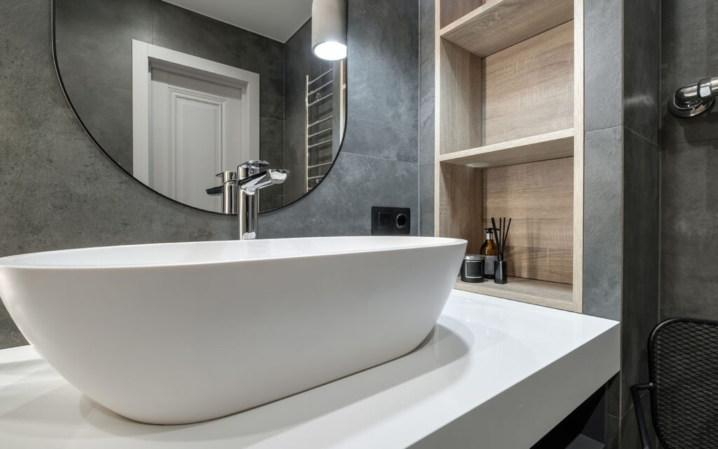 Modern bathroom